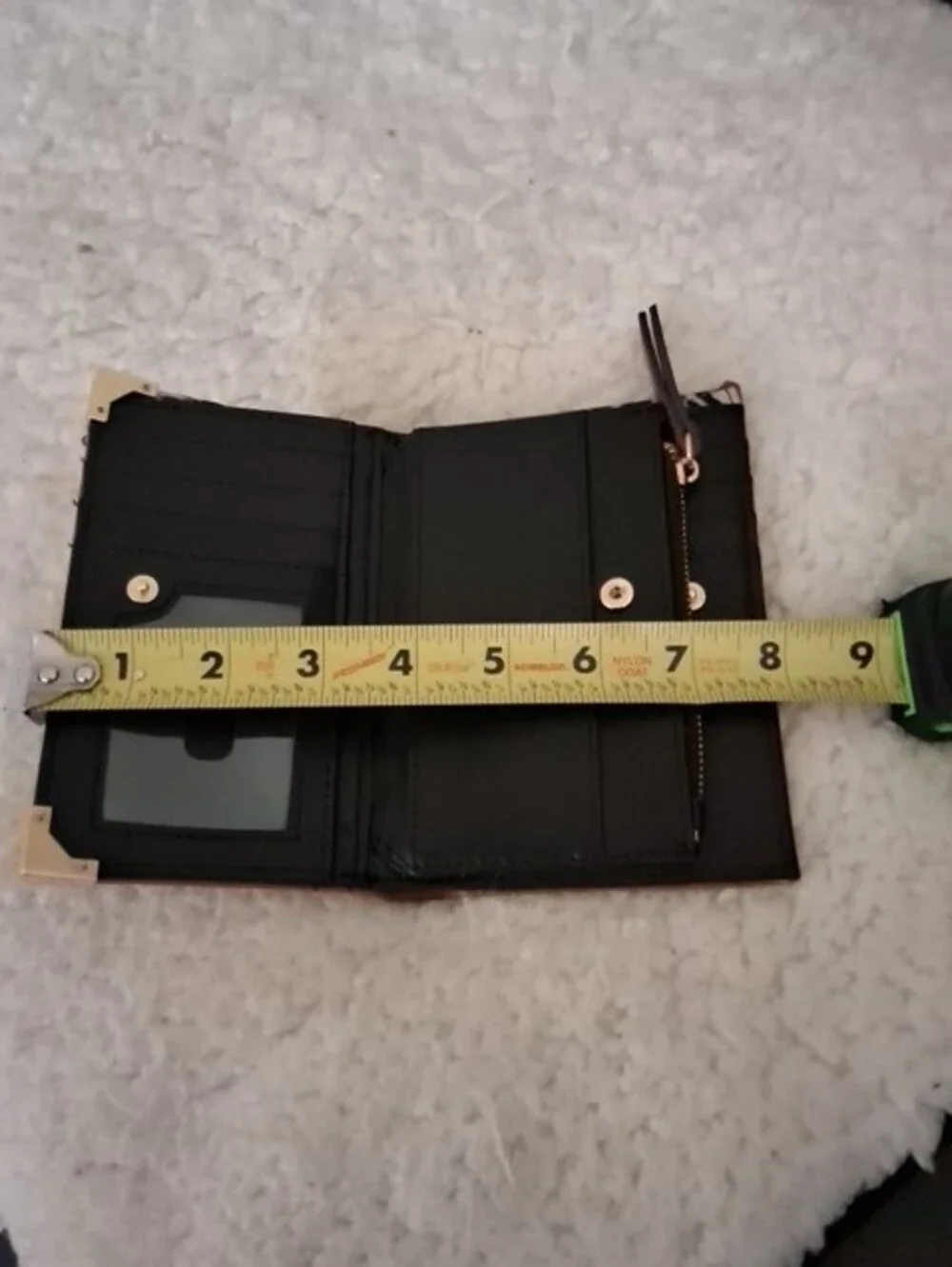 Jessica Simpson Brown Clutch Wallet 1 Zip, Cards, 2 Magnet Snap.  Never Used